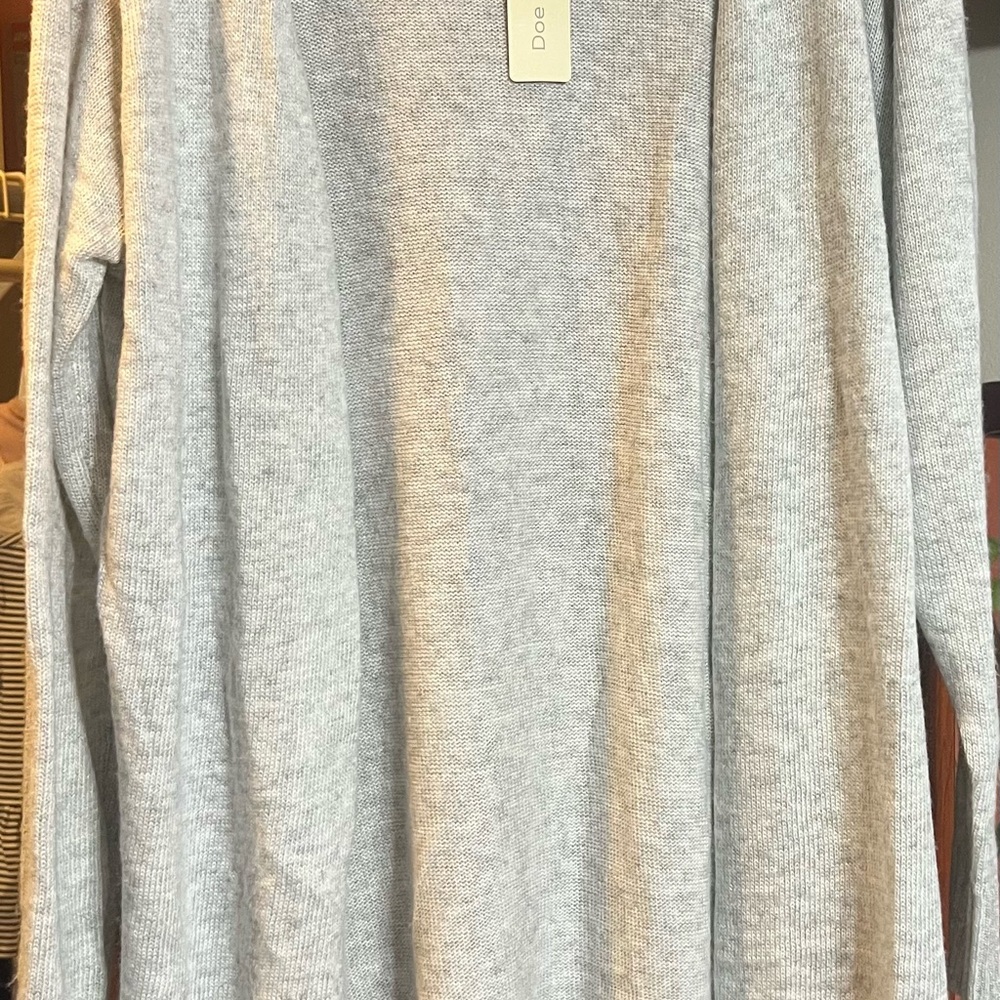 Doe & Rae Light Gray Knit Sweater